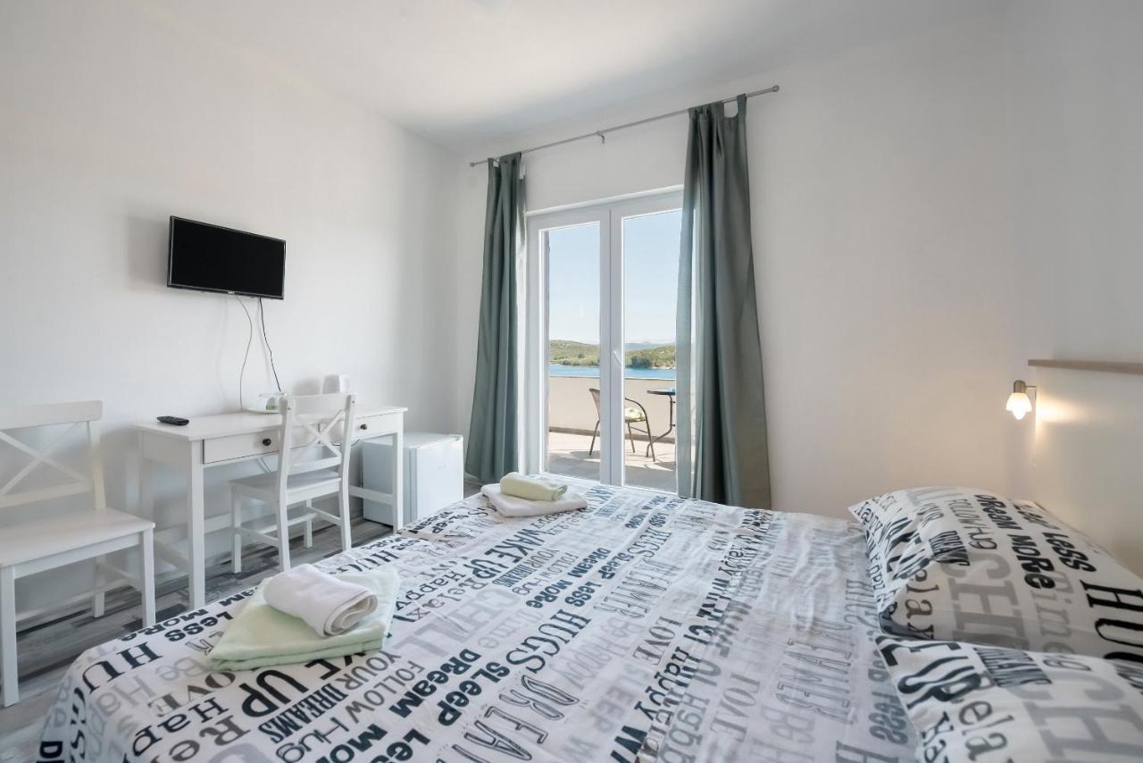 Picic Guesthouse Luka  Exterior foto
