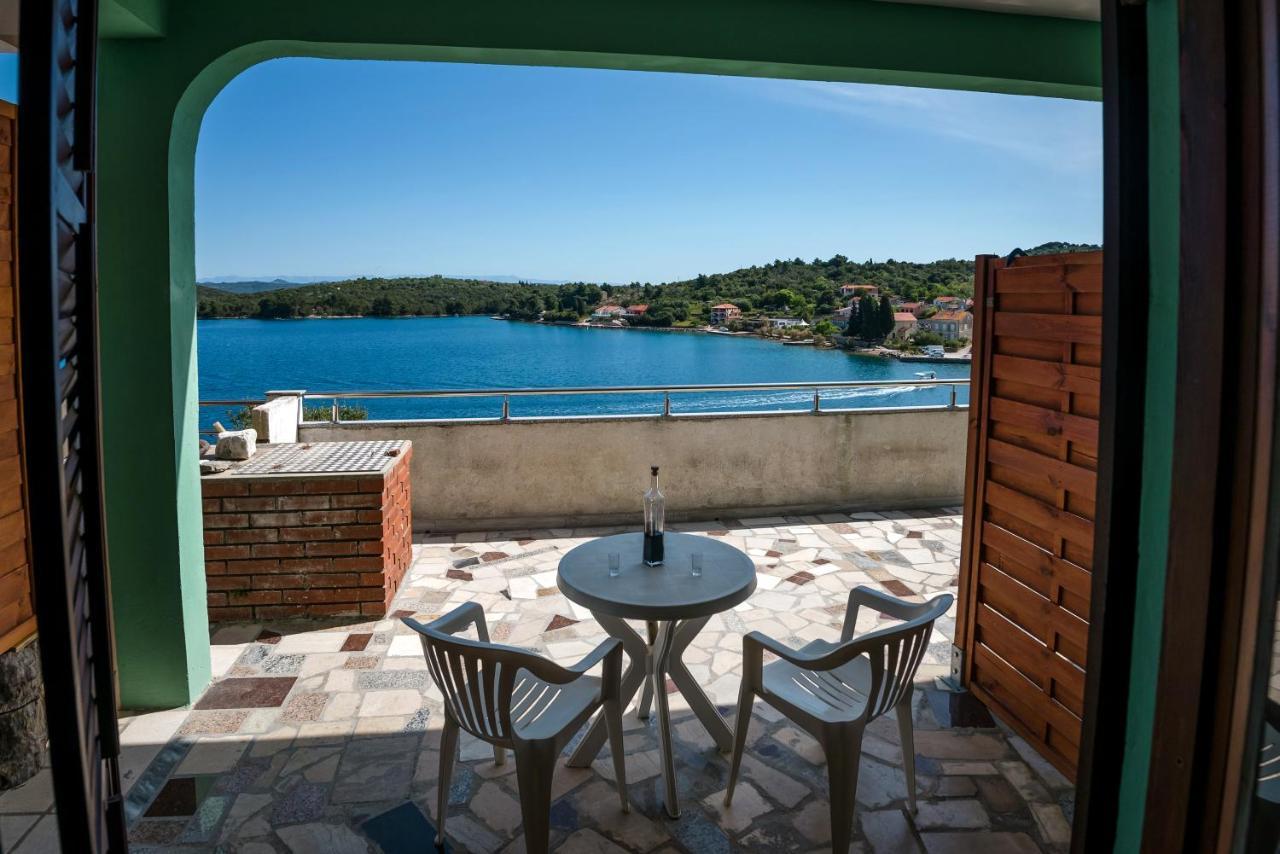 Picic Guesthouse Luka  Exterior foto