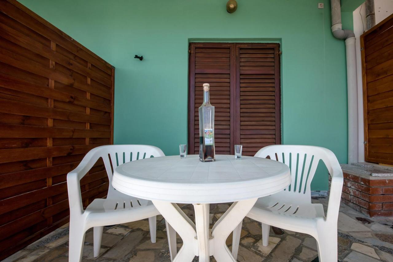 Picic Guesthouse Luka  Exterior foto