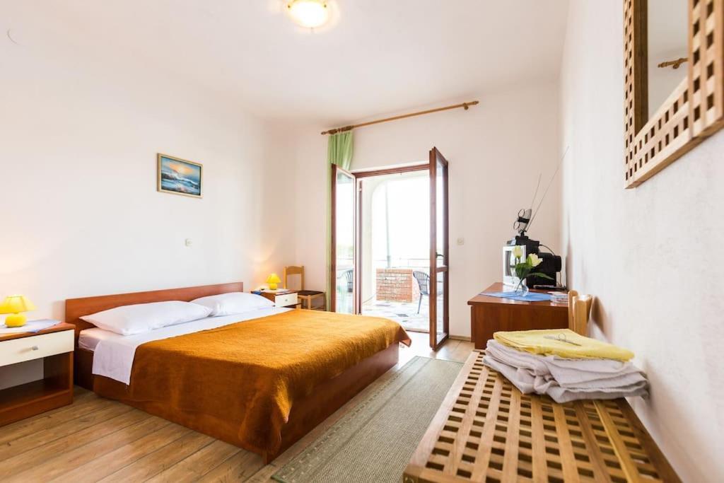 Picic Guesthouse Luka  Exterior foto