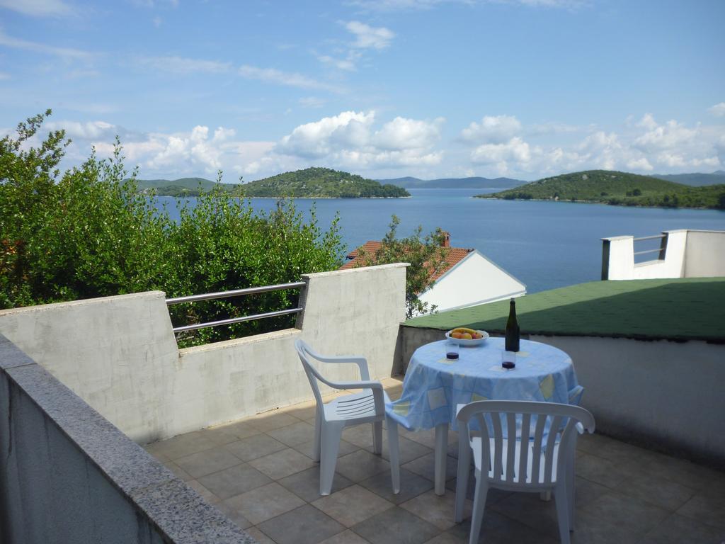 Picic Guesthouse Luka  Exterior foto