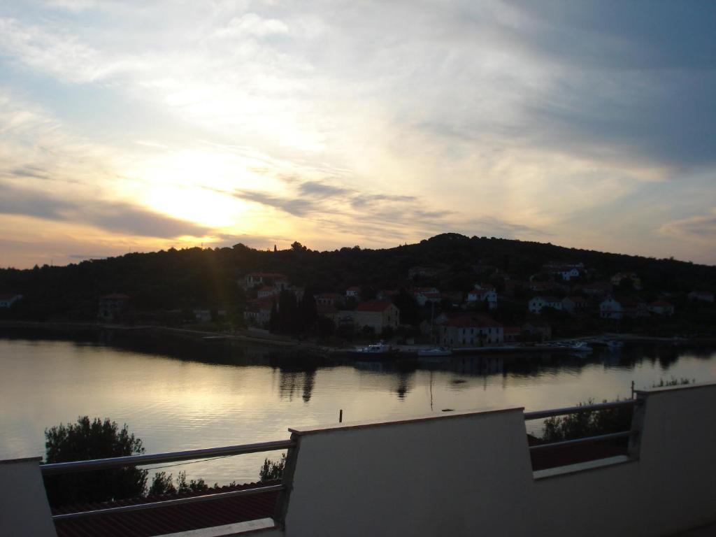 Picic Guesthouse Luka  Exterior foto